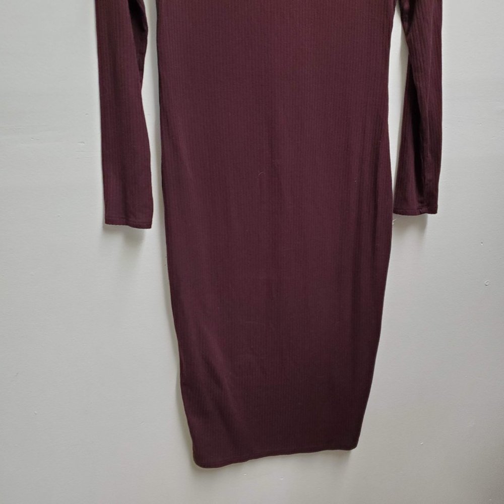 Express Dress - Picture 2 of 8